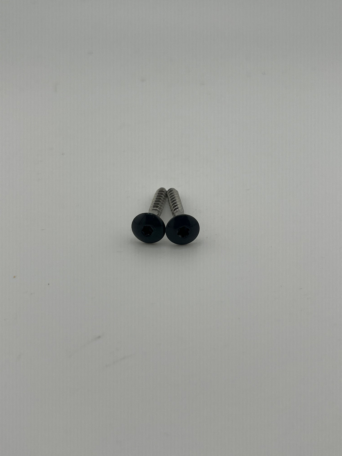 Pfostenkappe Pyramide 91 mm Stahl Verzinkt Schwarz Pulverbeschichtet – Inklusive 2 schwarzer Schrauben (4,8 x 32 mm)