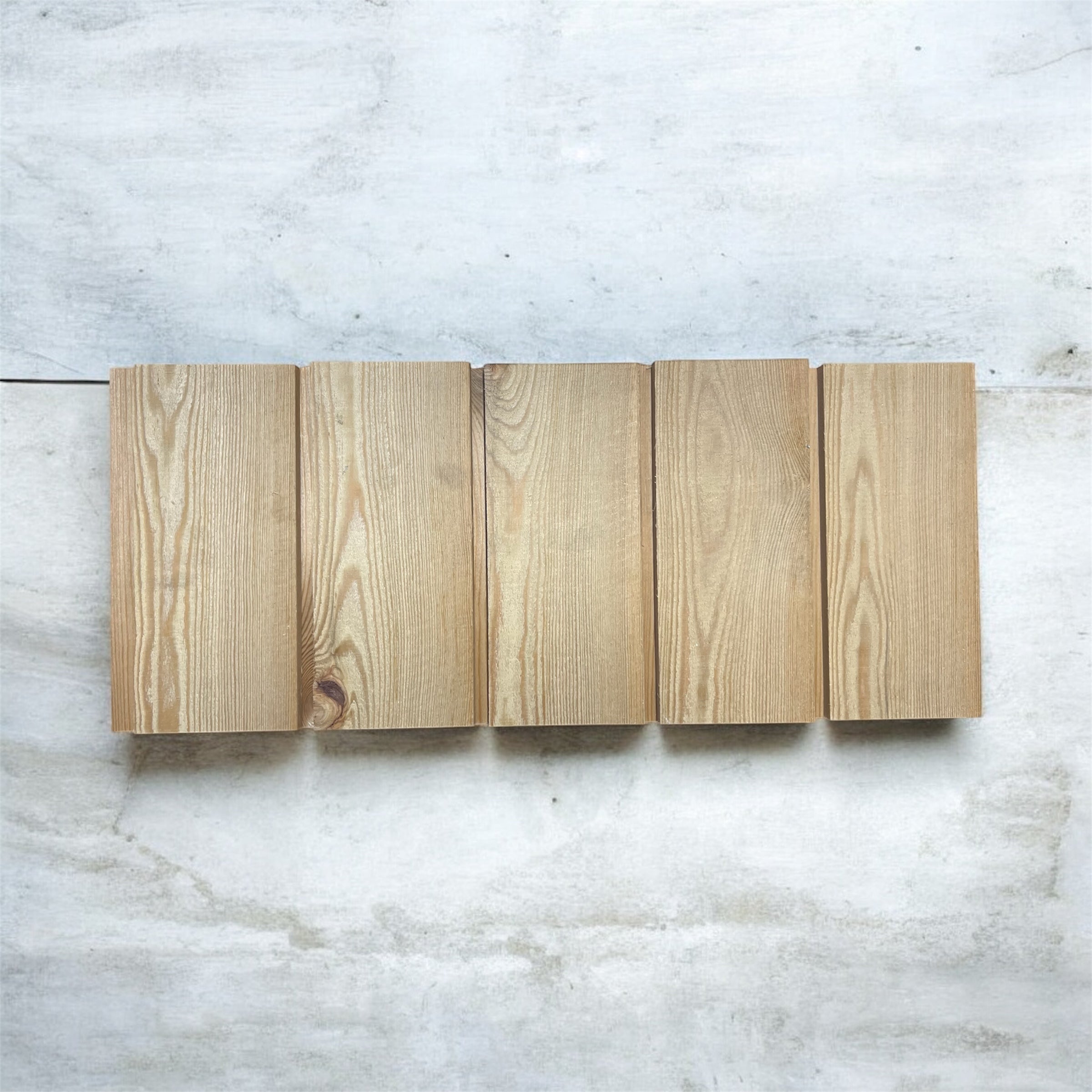 Wechselfalzprofil aus sibirischer Lärche 22 x 145 mm für Fassaden