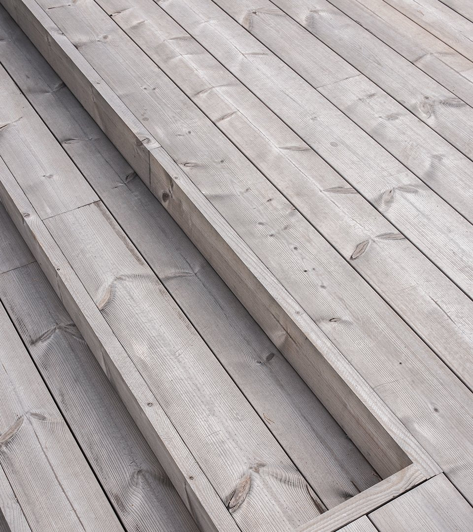 Lunawood Terrassendiele mit Nut Profix 2 Verbindung, vergraute Optik